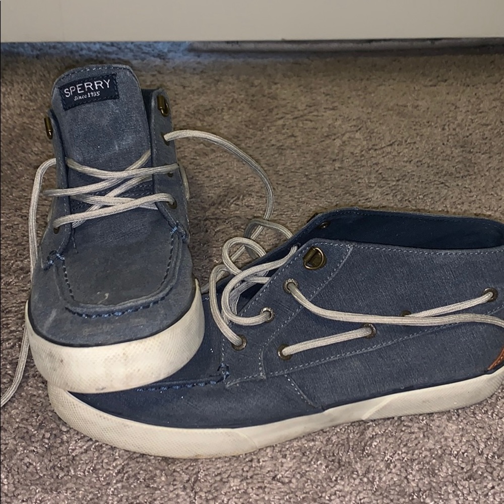 Shoes - Picture 2 of 4